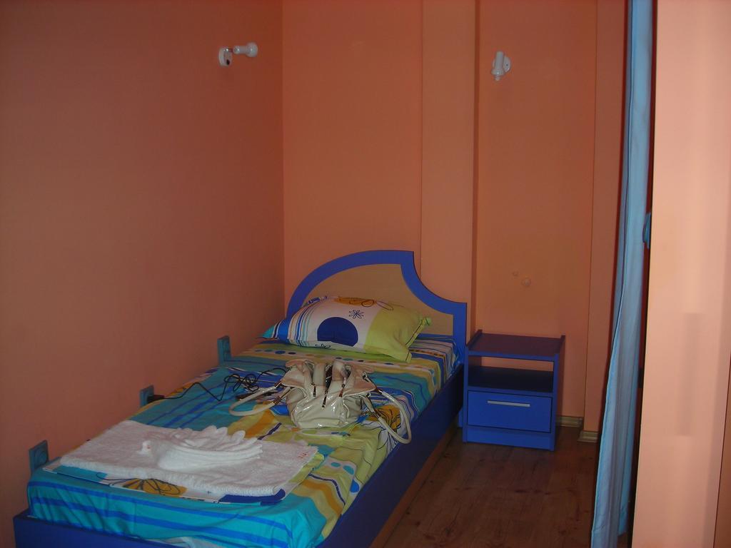 Dara Hotel Primorsko Esterno foto