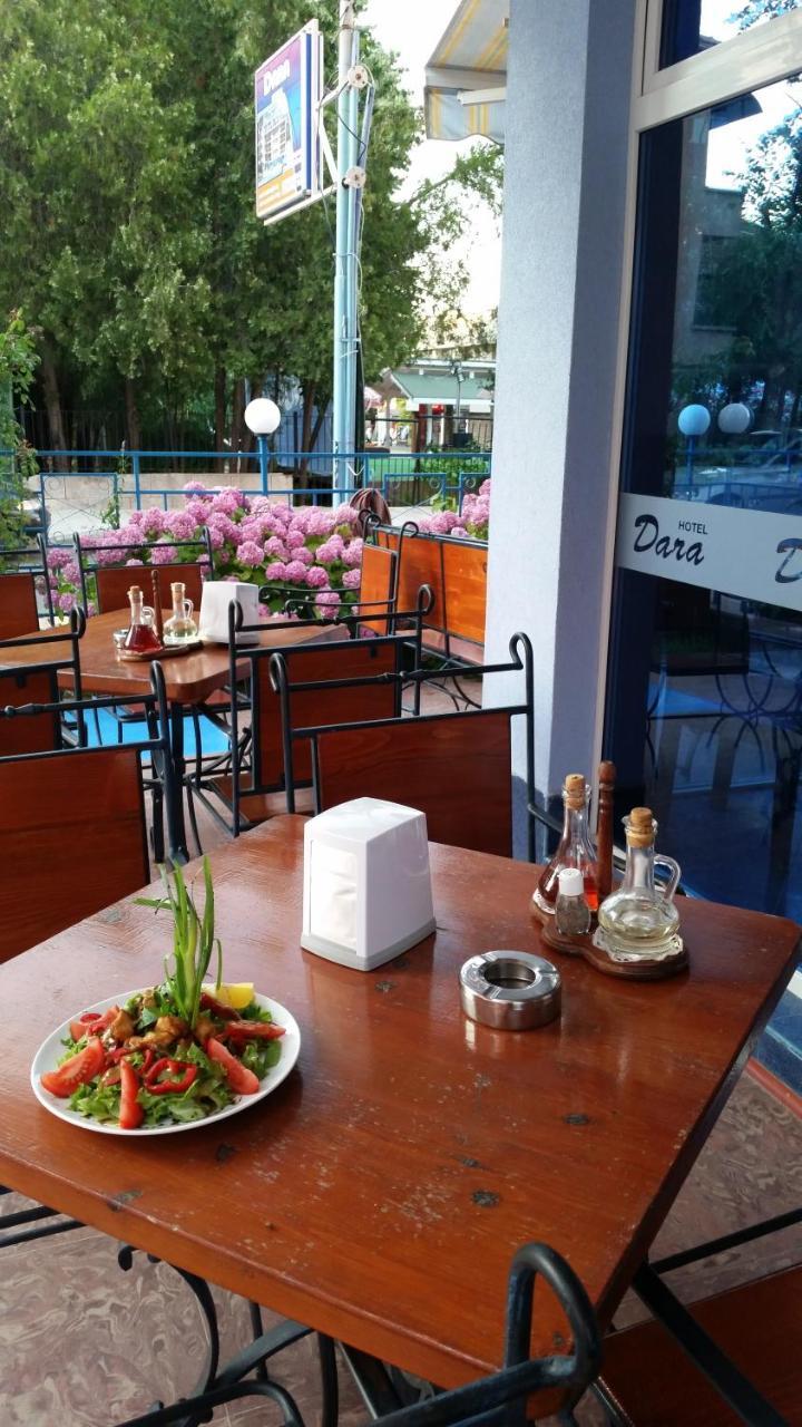 Dara Hotel Primorsko Esterno foto